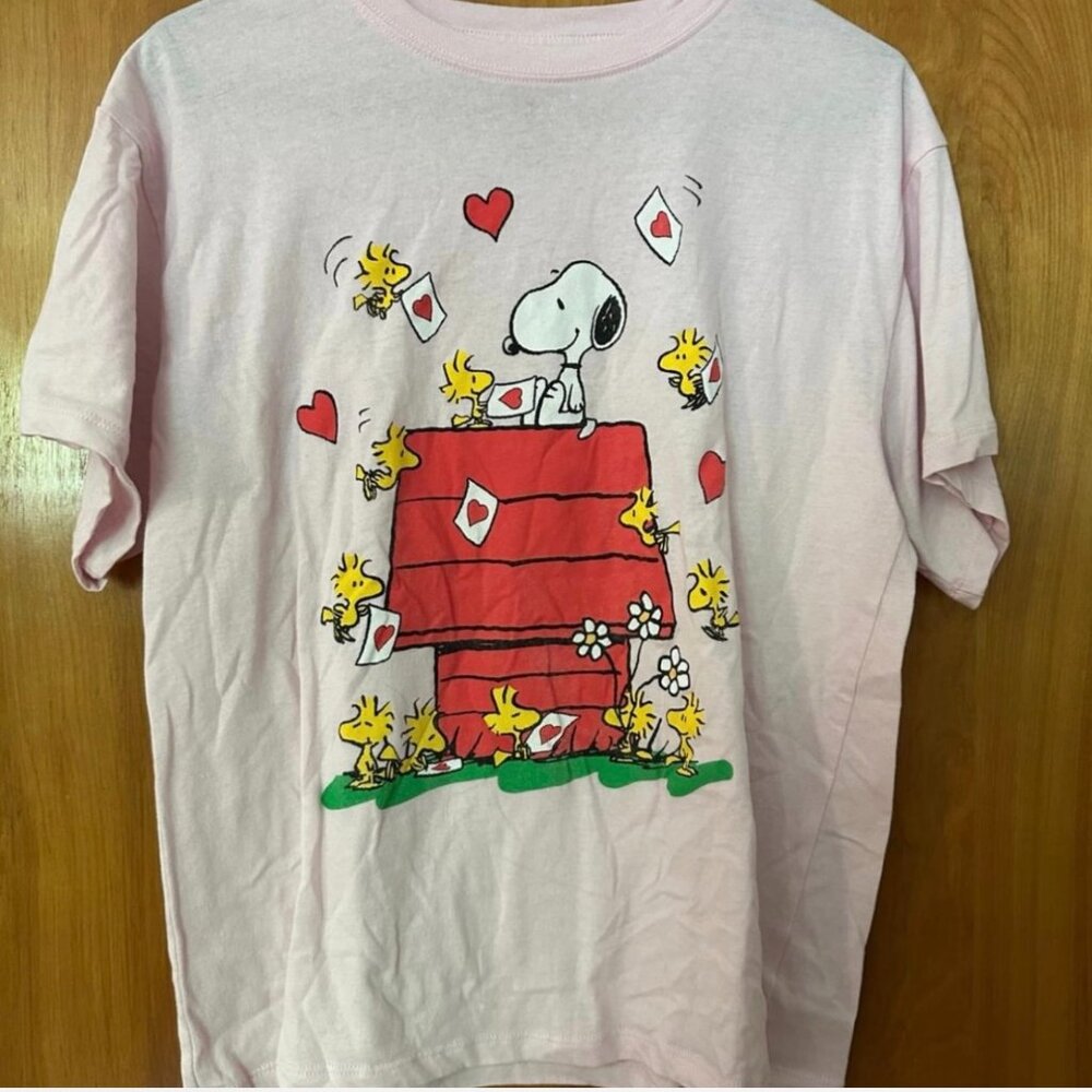 Peanuts Snoopy Valentines T-shirt